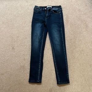 Barely worn, size 7 KanCan skinny jeans